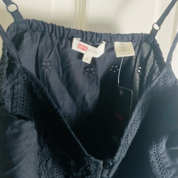 Levi's broderie cami top in black Woman’s Size XSMALL - Picture 6 of 8